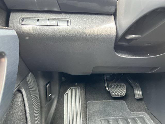 Used 2024 Nissan Pathfinder SL FWD image 18