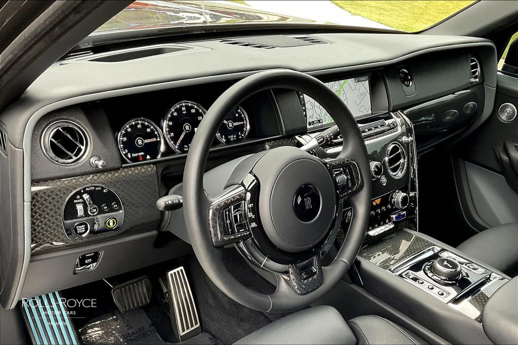 Certified 2022 Rolls-Royce Cullinan Black Badge w/ Dark Exterior Package image 14