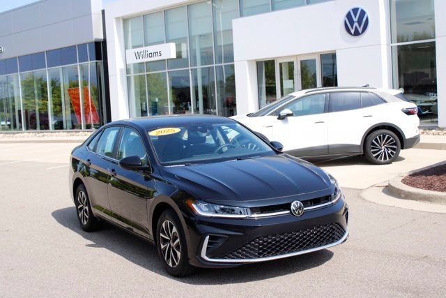 Used 2025 Volkswagen Jetta S FWD image 1
