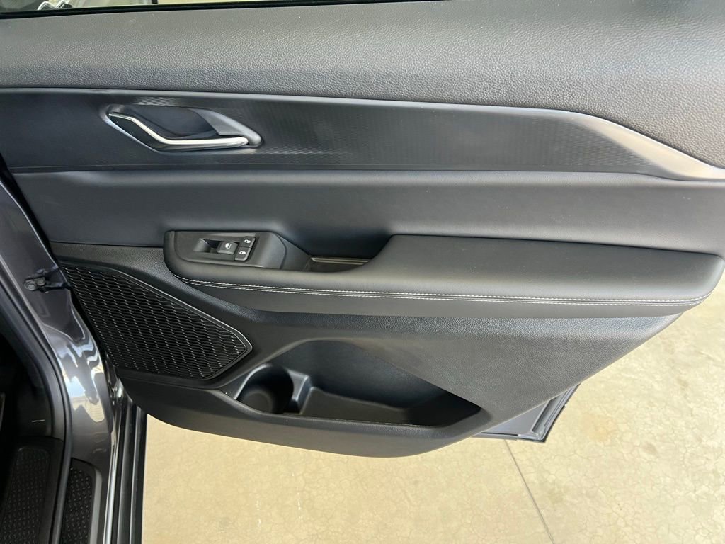 New 2025 Jeep Grand Cherokee L Laredo w/ Luxury Tech Group I image 22