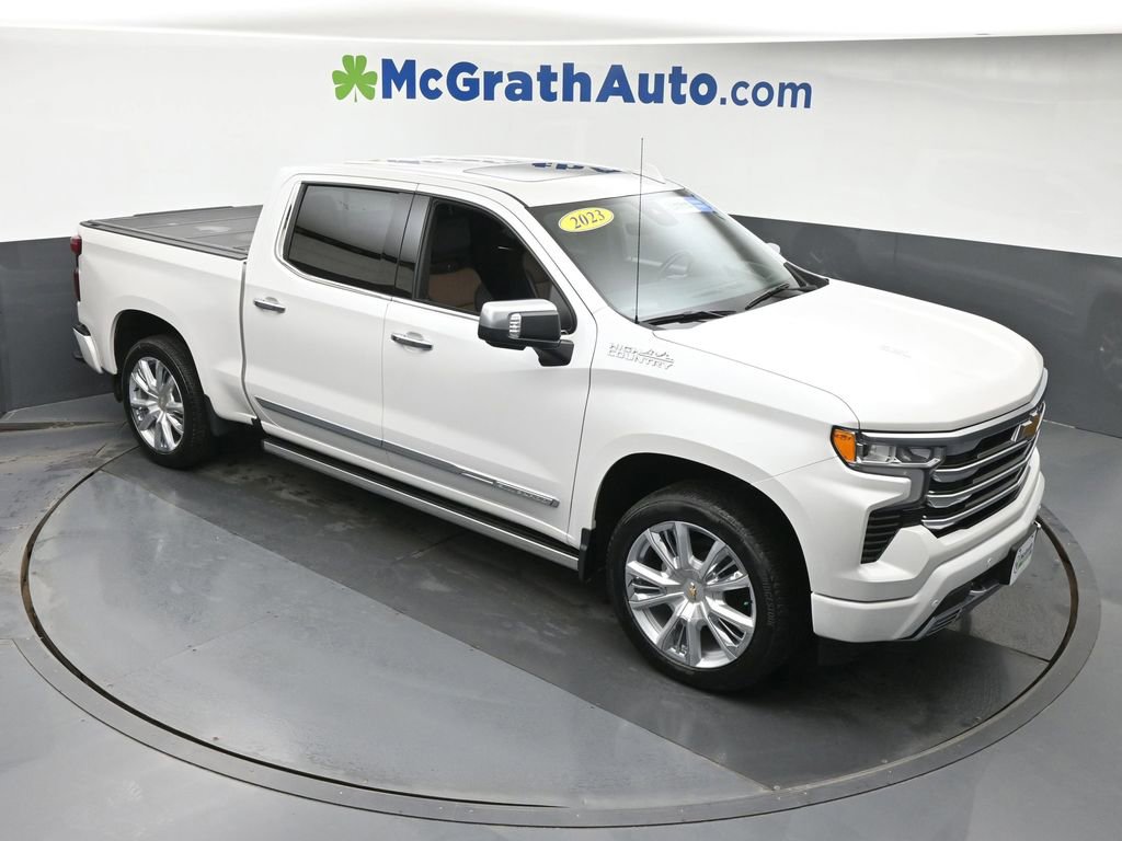 Used 2023 Chevrolet Silverado 1500 High Country image 3