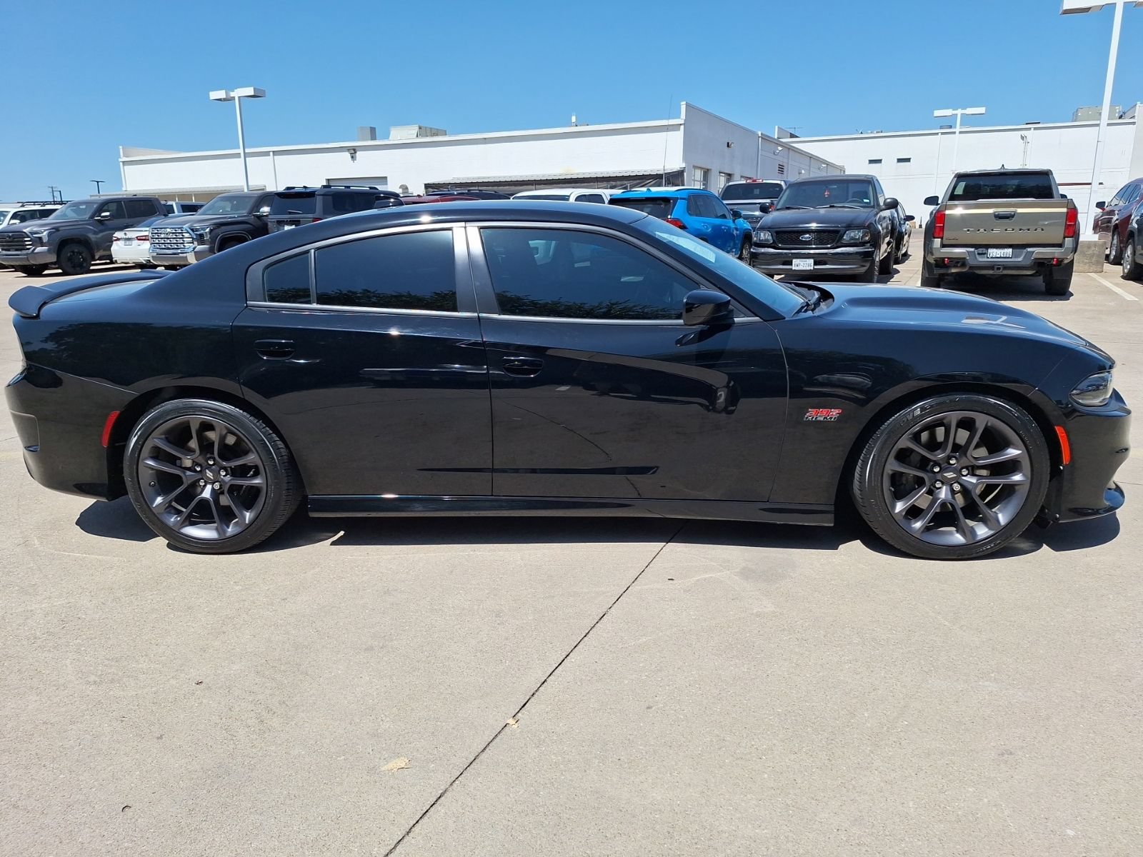 Used 2023 Dodge Charger Scat Pack w/ Harman/Kardon Audio Group RWD image 7