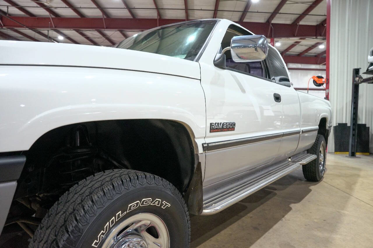 Used 1997 Dodge Ram 2500 Truck 4x4 Club Cab image 33