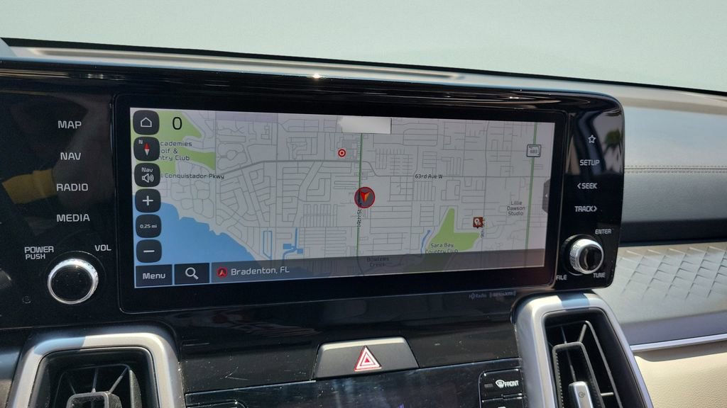 Used 2022 Kia Sorento S w/ Panoramic Sunroof Package FWD image 18