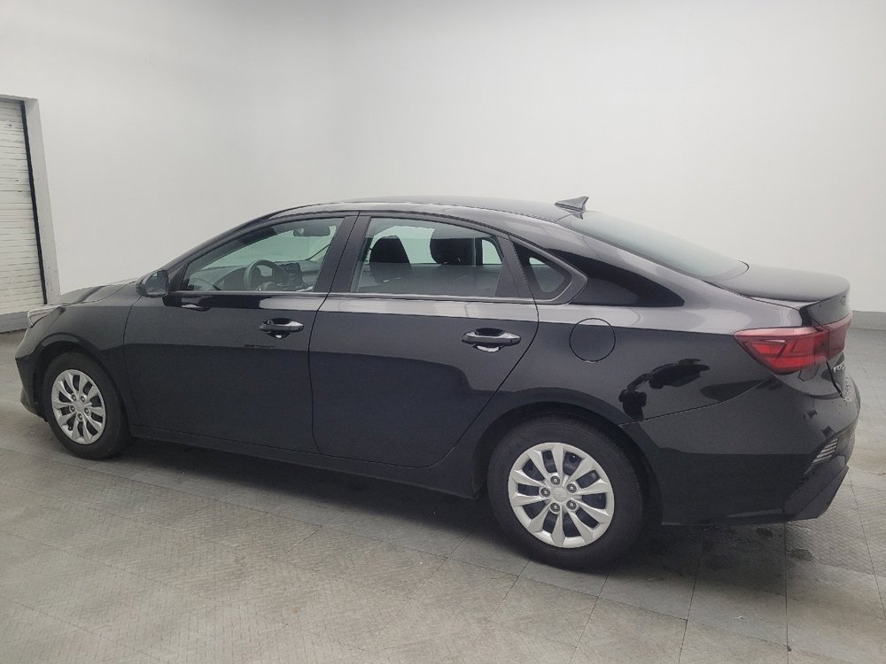 Used 2024 Kia Forte LX image 3