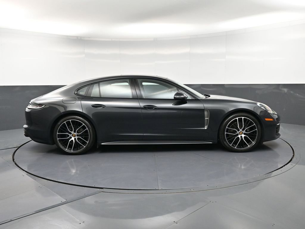 Certified 2023 Porsche Panamera 4 Platinum Edition image 9