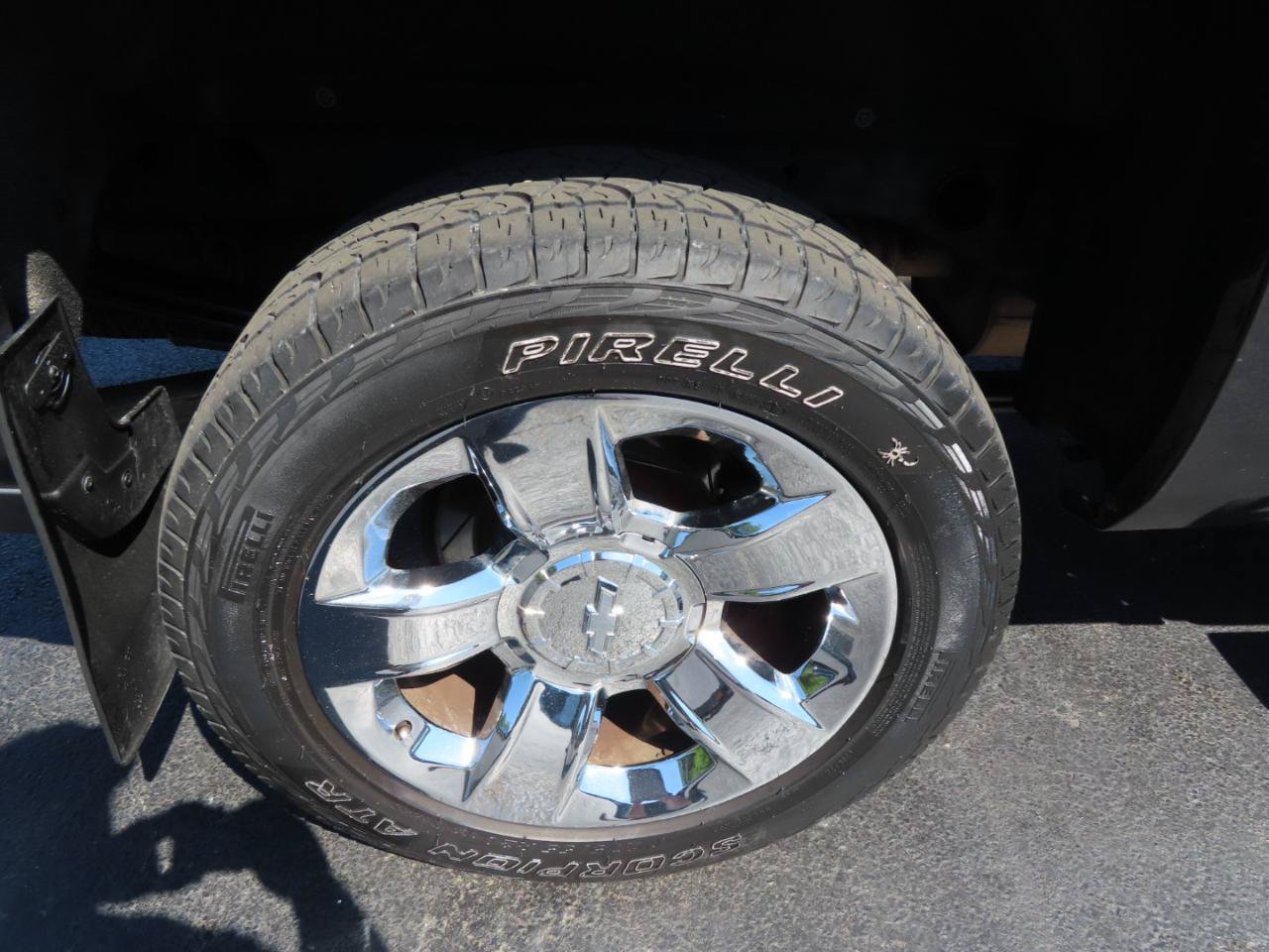 Used 2016 Chevrolet Silverado 1500 LTZ w/ Sport Package AWD/4WD image 21