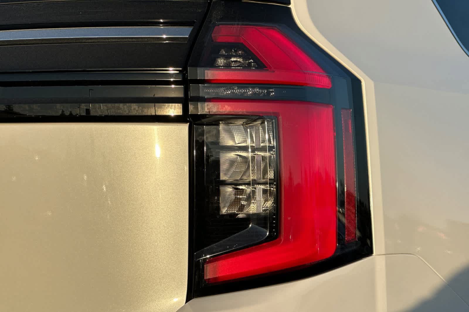 New 2027 Nissan Armada SL AWD/4WD image 33
