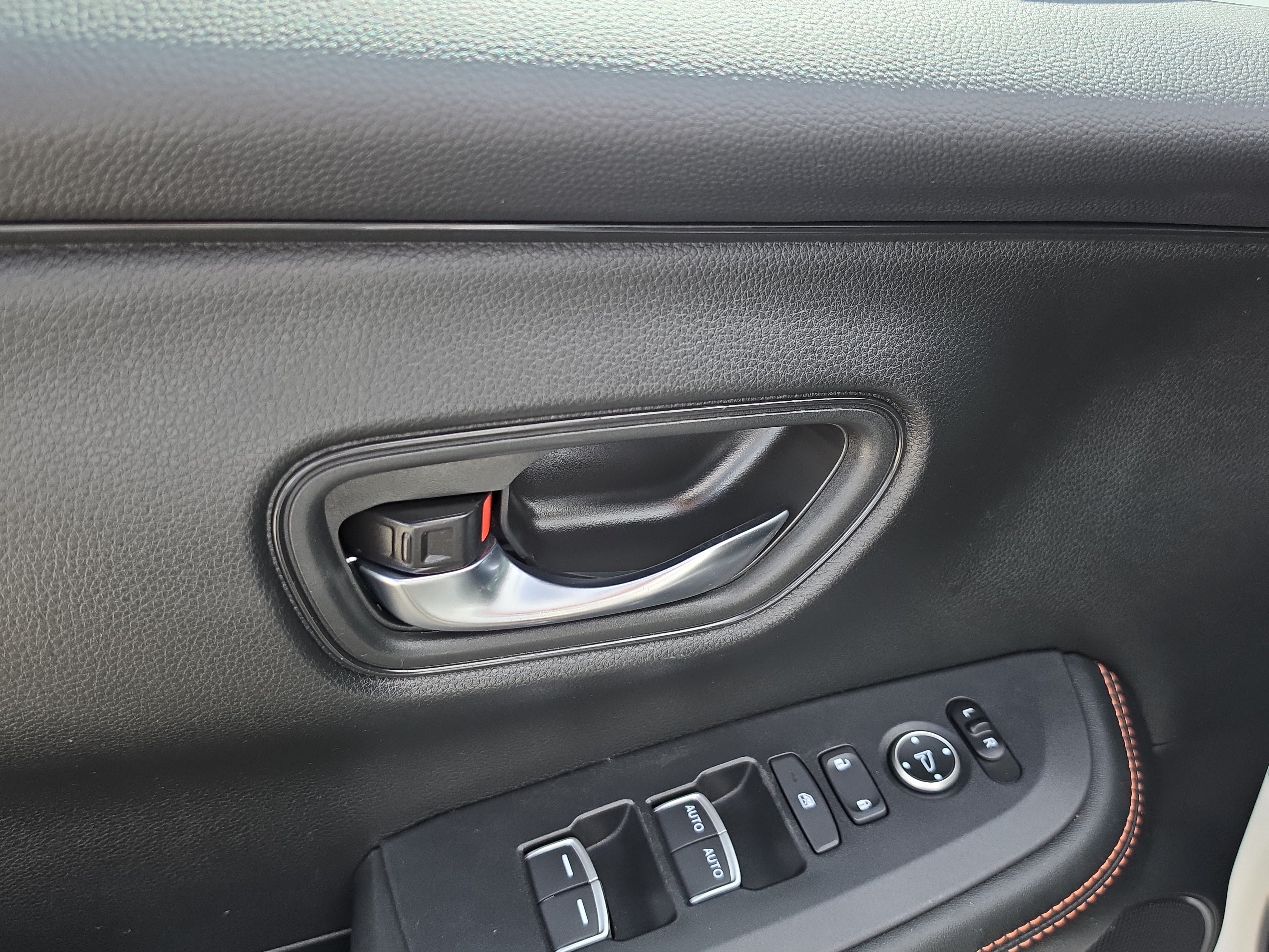 Used 2024 Honda HR-V Sport image 18