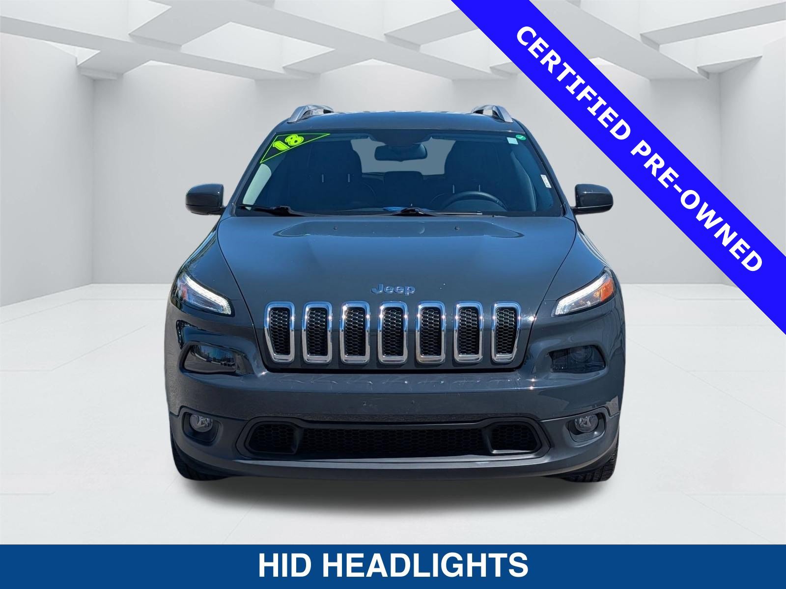 Used 2018 Jeep Cherokee Latitude Plus FWD image 8