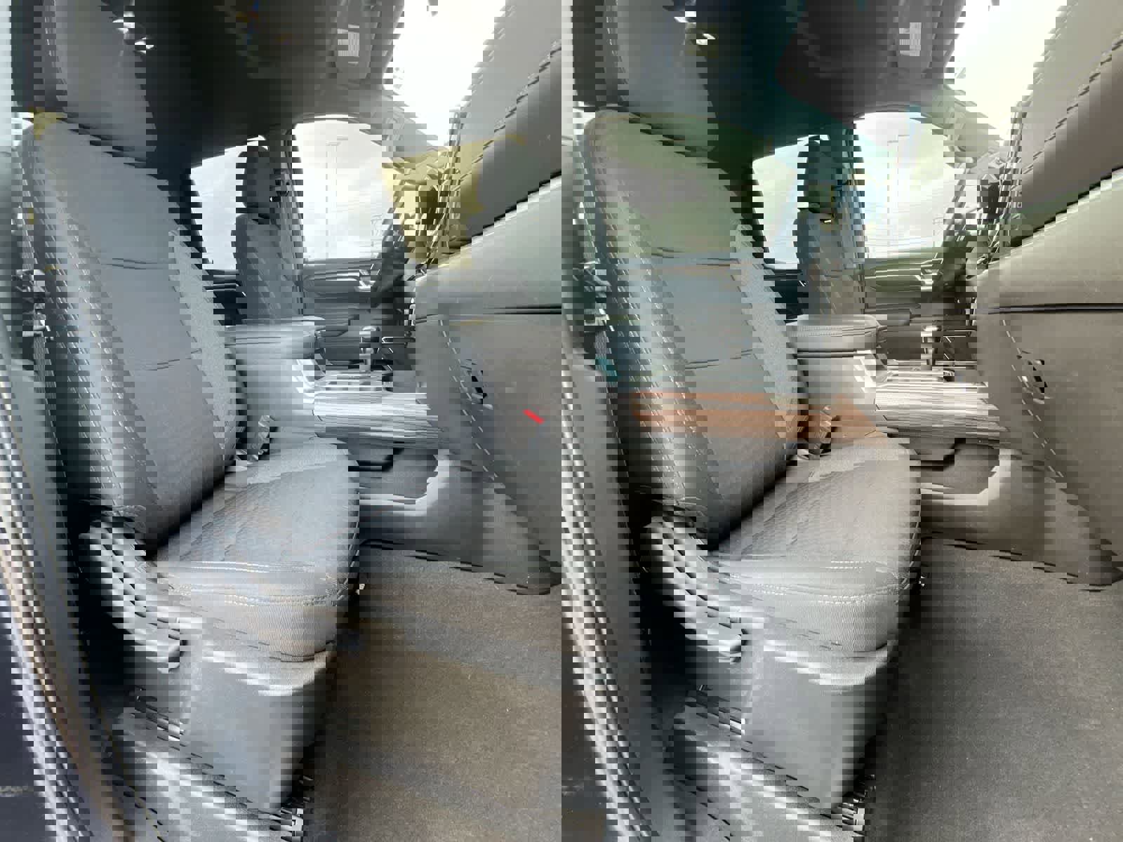 Used 2022 Chevrolet Silverado 1500 LT image 21