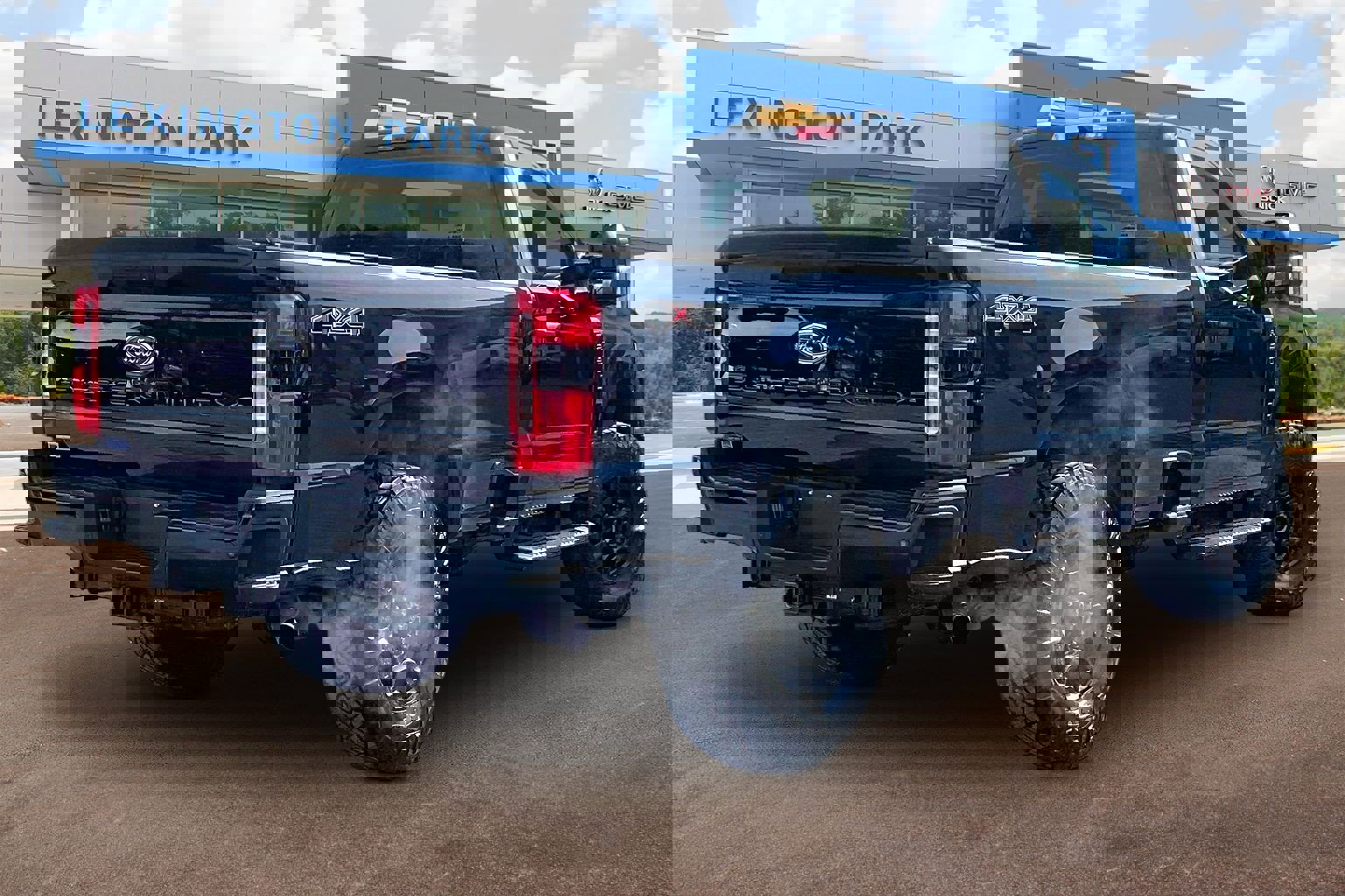 Used 2025 Ford F250 XL w/ STX Appearance Package image 13