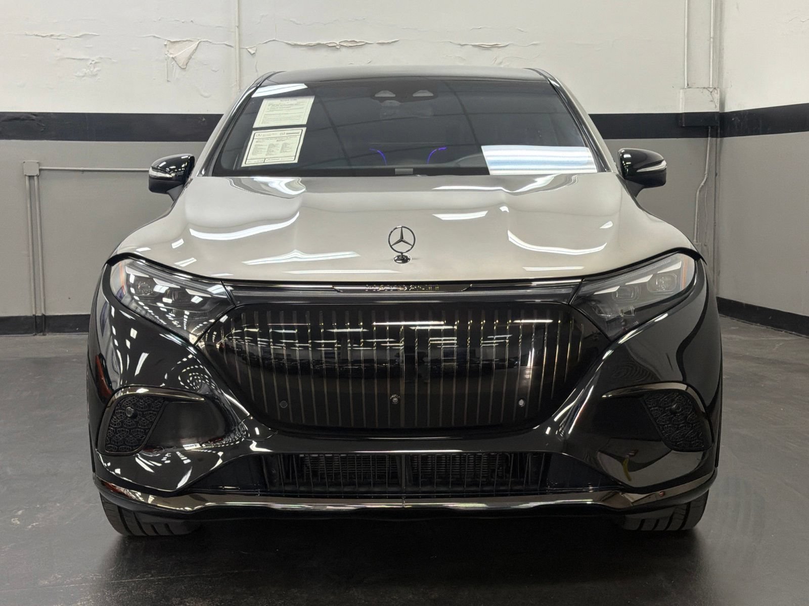 Used 2024 Mercedes-Benz Maybach EQS 680 4MATIC image 4