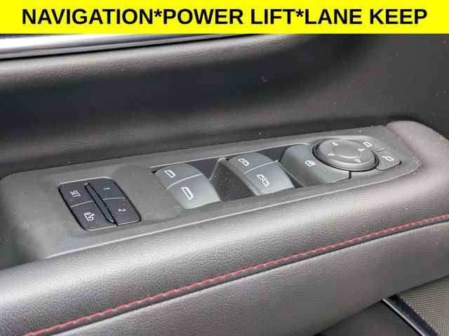Used 2023 Chevrolet Tahoe RST AWD/4WD image 10