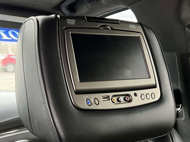 Used 2016 Cadillac Escalade Platinum image 17