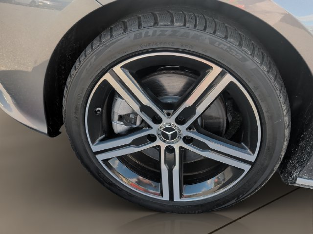 Used 2023 Mercedes-Benz CLA 250 4MATIC w/ Premium Package image 6