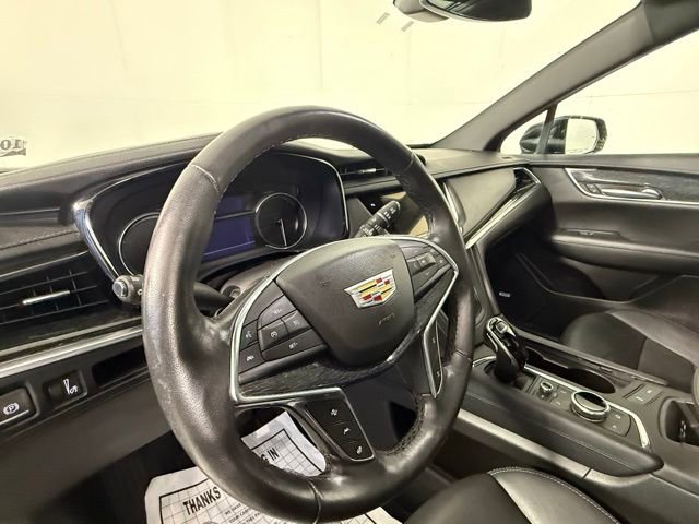 Certified 2022 Cadillac XT5 Premium Luxury image 9