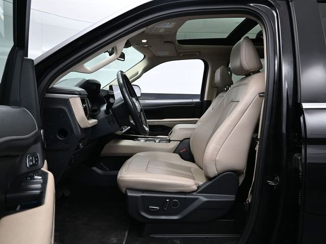 Used 2024 Ford Expedition Limited image 20