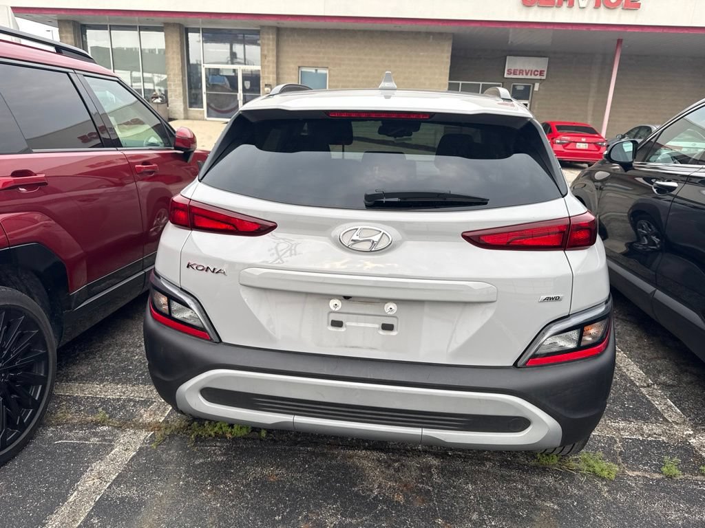 Used 2023 Hyundai Kona SEL w/ Cargo Package AWD/4WD image 4