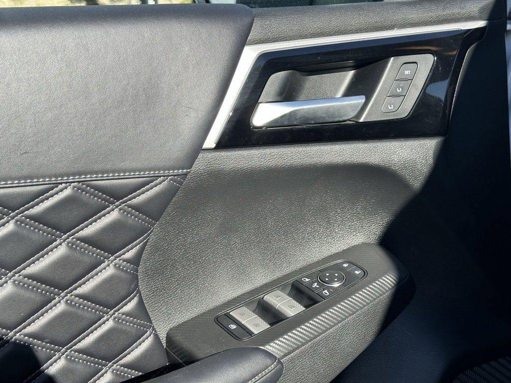 Used 2024 Mitsubishi Outlander SEL image 10