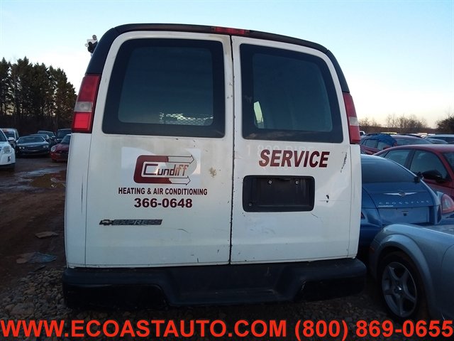 Used 2009 Chevrolet Express 2500 image 4