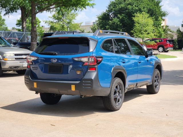 Used 2025 Subaru Outback Wilderness AWD/4WD image 5