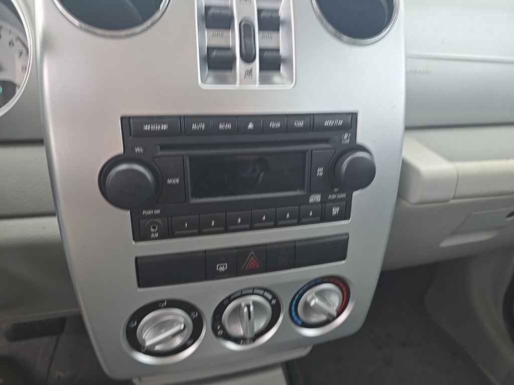 Used 2006 Chrysler PT Cruiser image 8