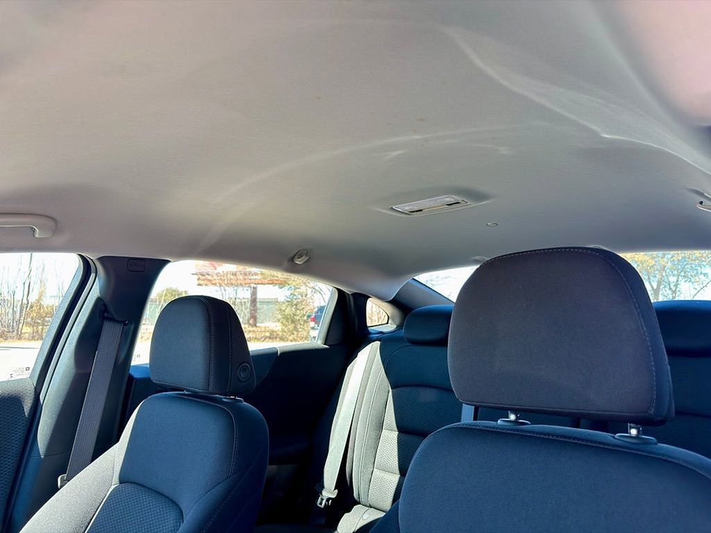 Used 2024 Chevrolet Malibu LT image 25