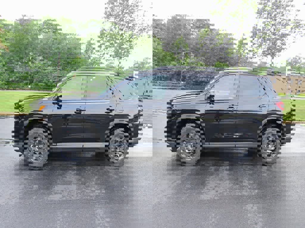 New 2025 Honda Pilot TrailSport image 3