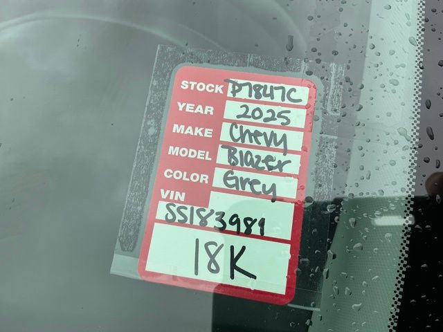 Used 2025 Chevrolet Blazer LT image 39