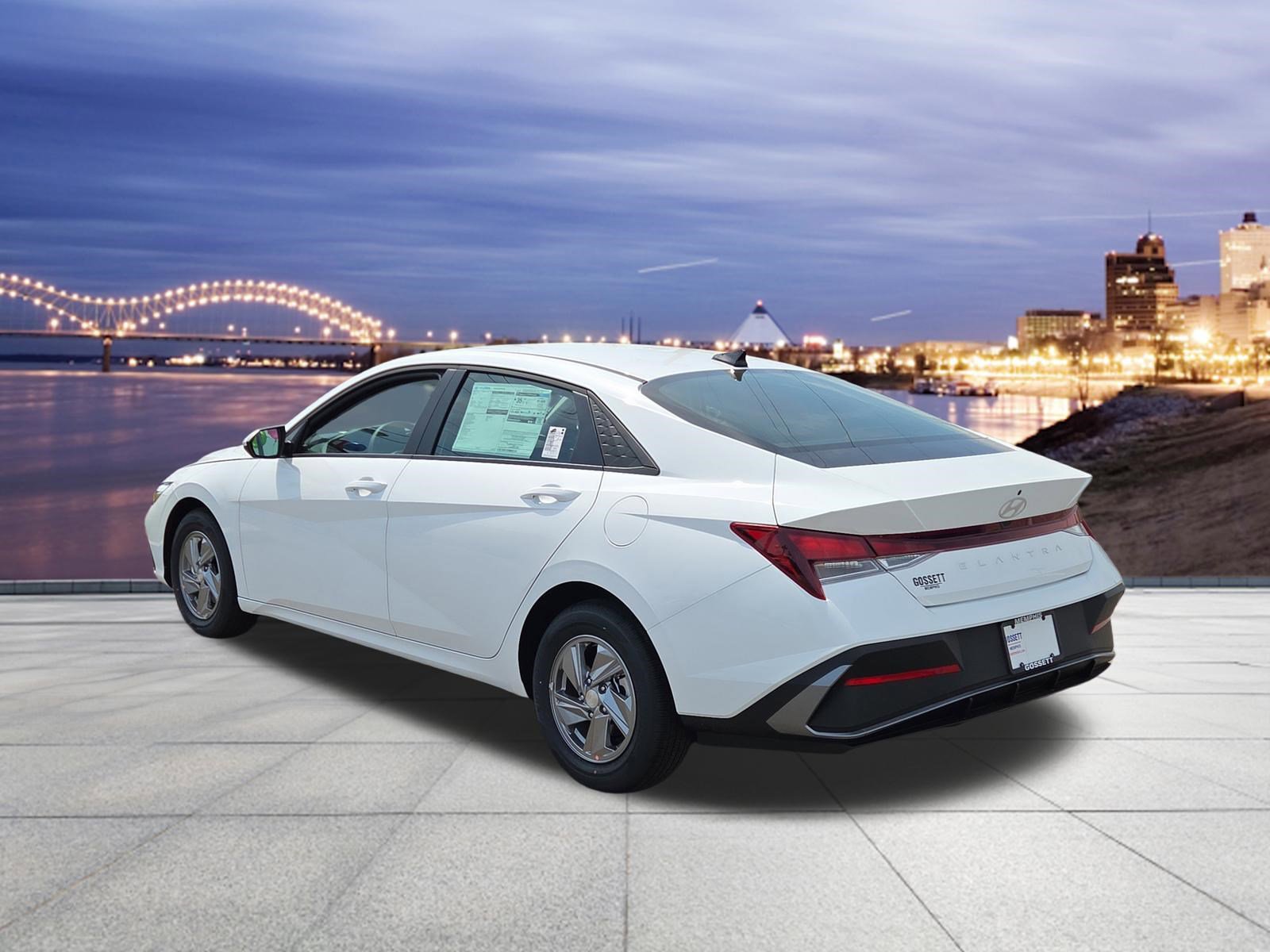 New 2026 Hyundai Elantra SE FWD image 3