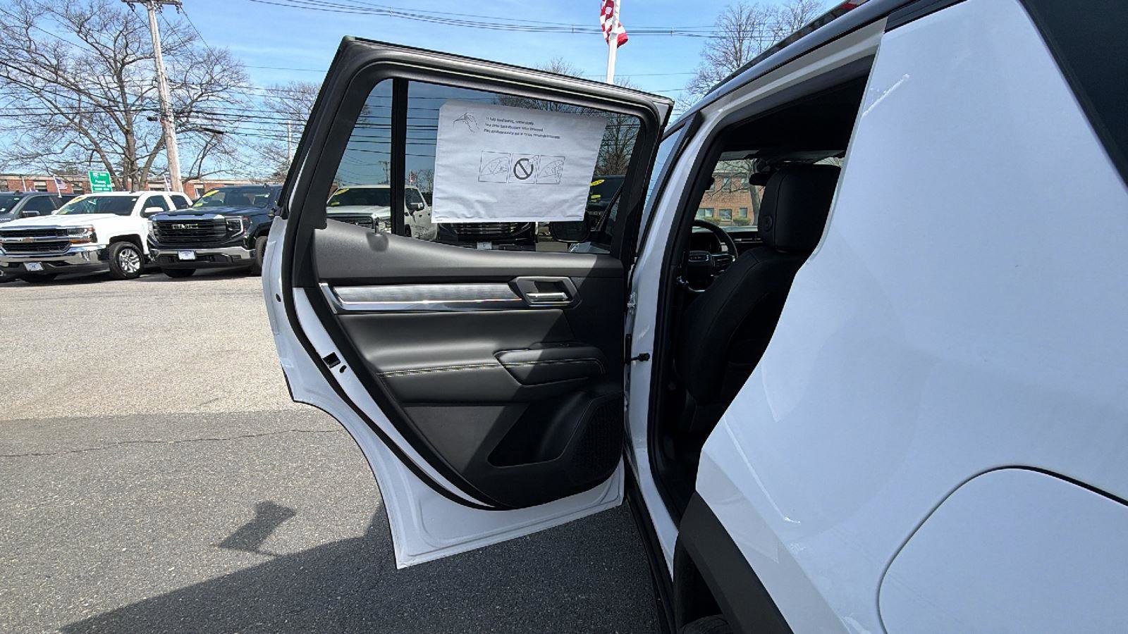 New 2026 GMC Terrain Elevation w/ Elevation Premium Package AWD/4WD image 32
