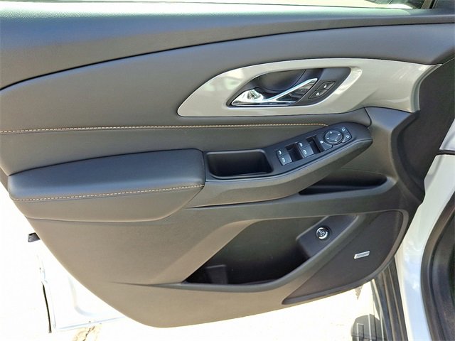 Used 2020 Chevrolet Traverse LT w/ LT Premium Package image 10