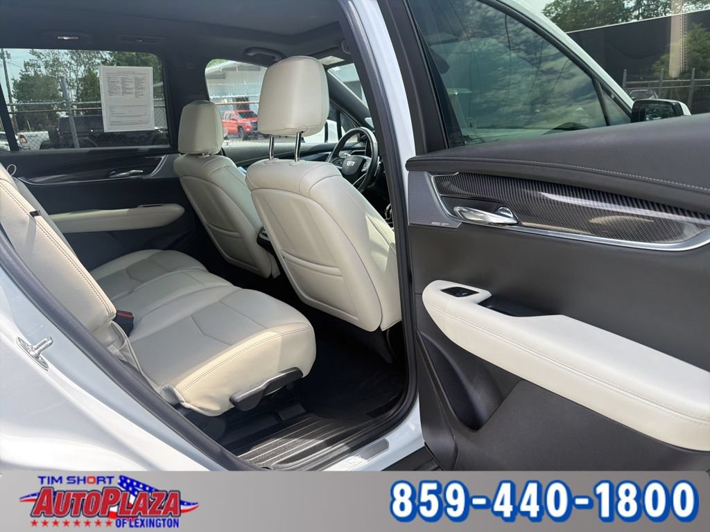 Used 2024 Cadillac XT6 Sport w/ Technology Package AWD/4WD image 26