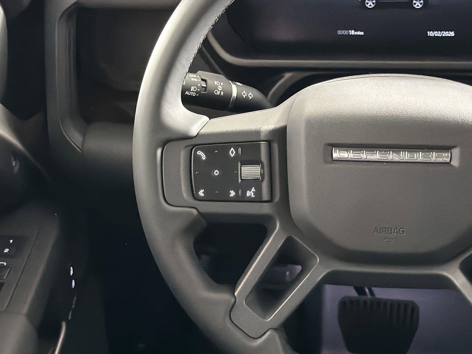 New 2026 Land Rover Defender 110 X-Dynamic SE image 11