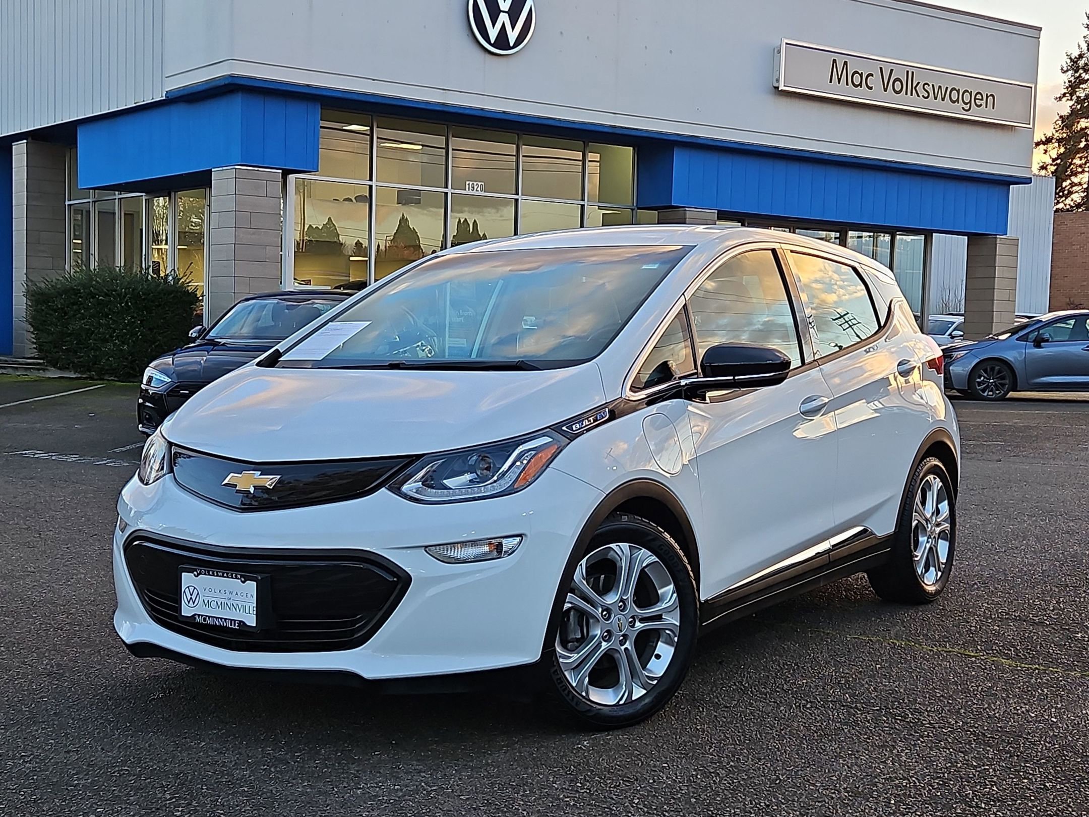 Used 2019 Chevrolet Bolt LT image 1