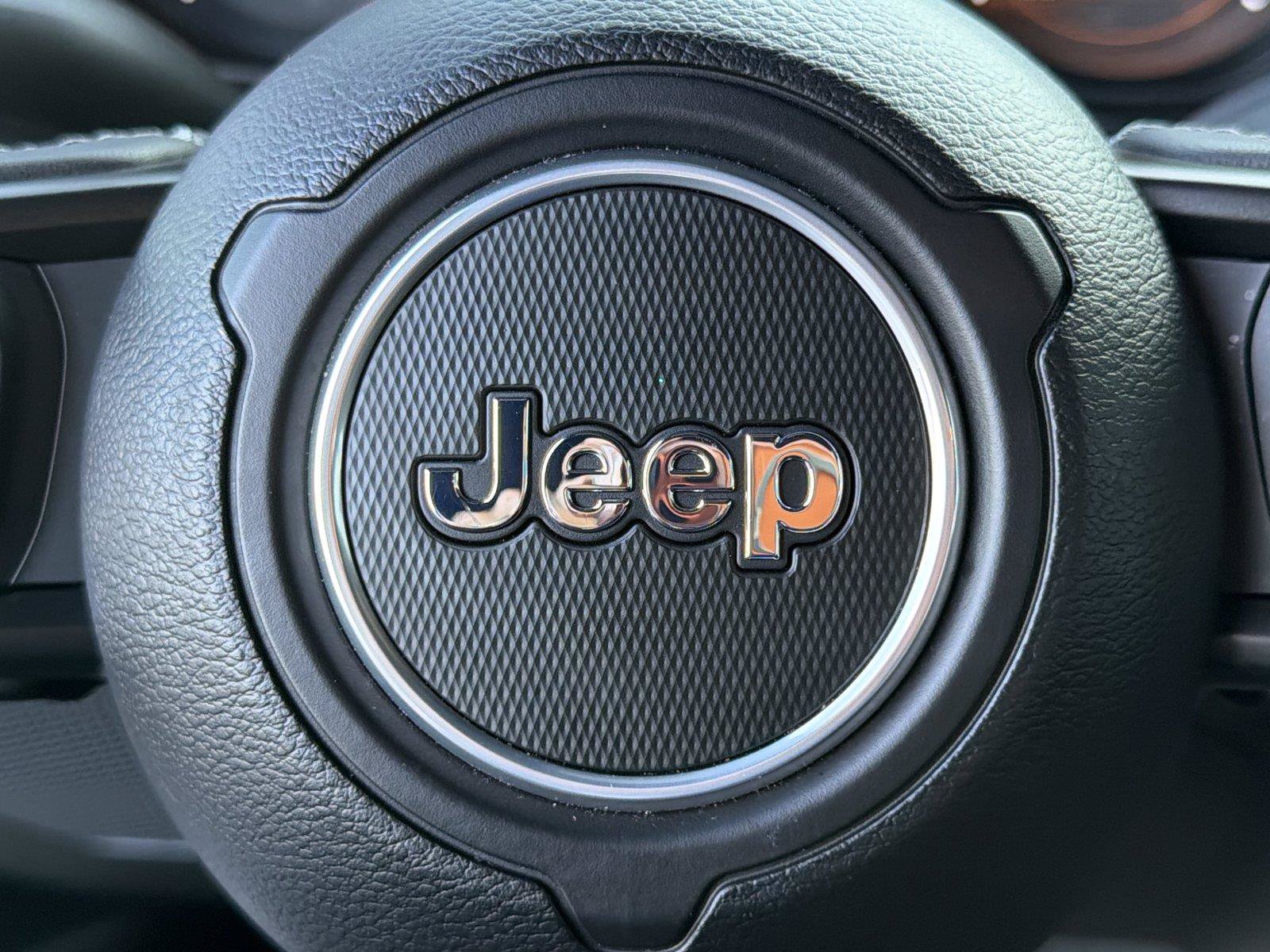 Used 2025 Jeep Wrangler Sport AWD/4WD image 21