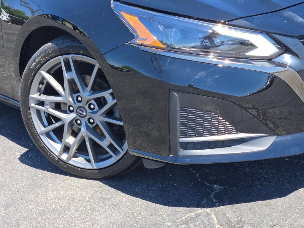 Used 2023 Nissan Altima 2.0 SR FWD image 4