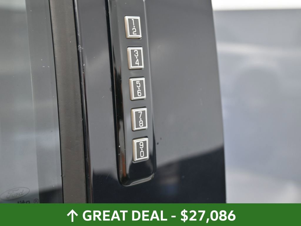 Used 2016 Ford F150 Platinum w/ Max Trailer Tow Package image 19