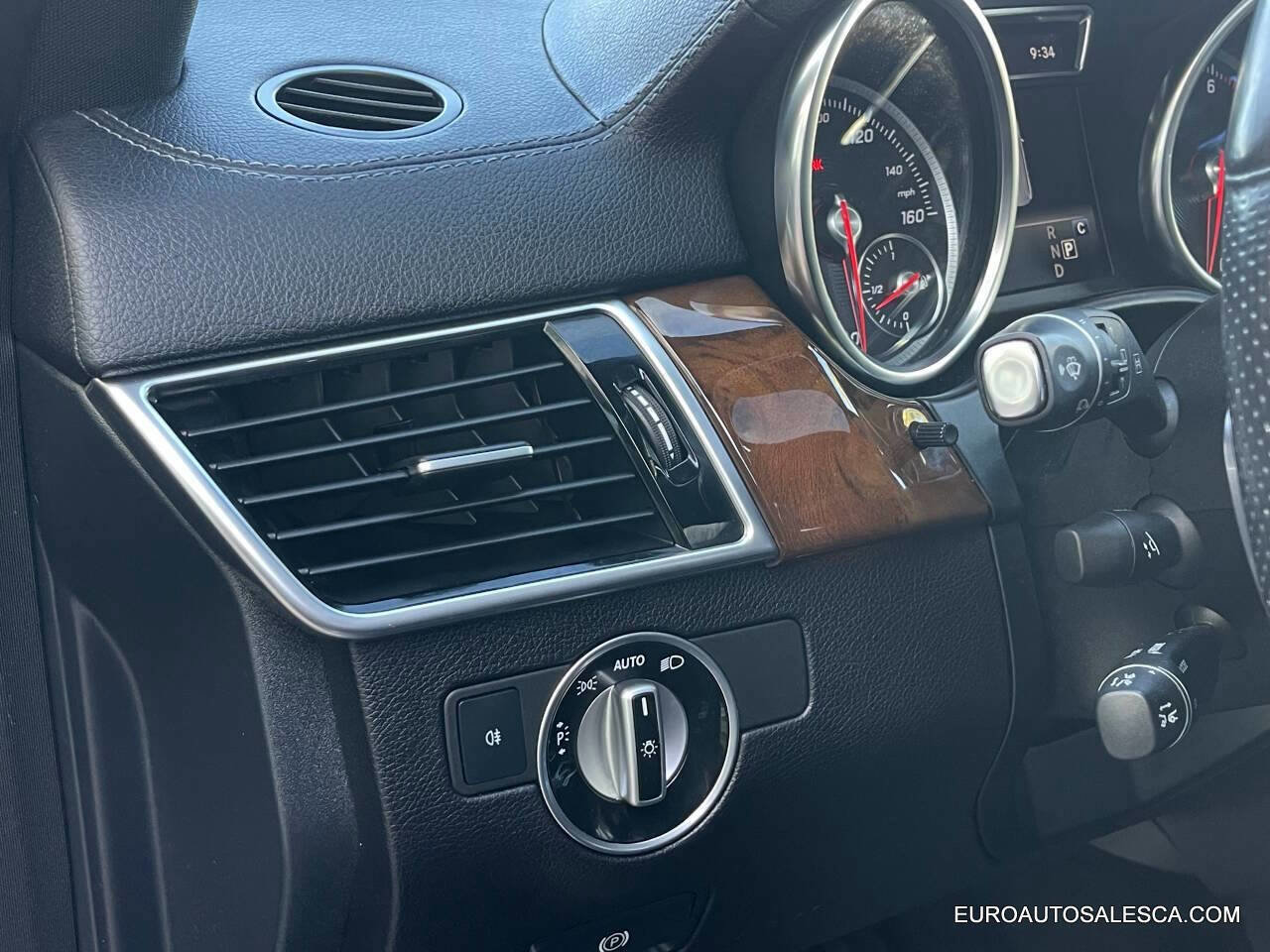 Used 2017 Mercedes-Benz GLS 450 GLS 450 AWD 4MATIC 4dr SUV w/ Premium Package image 27