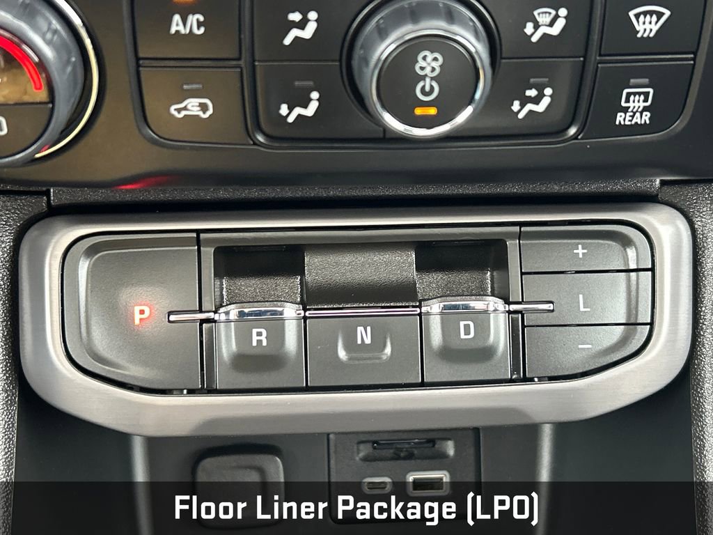 Certified 2023 GMC Acadia AT4 w/ Technology Package AWD/4WD image 14