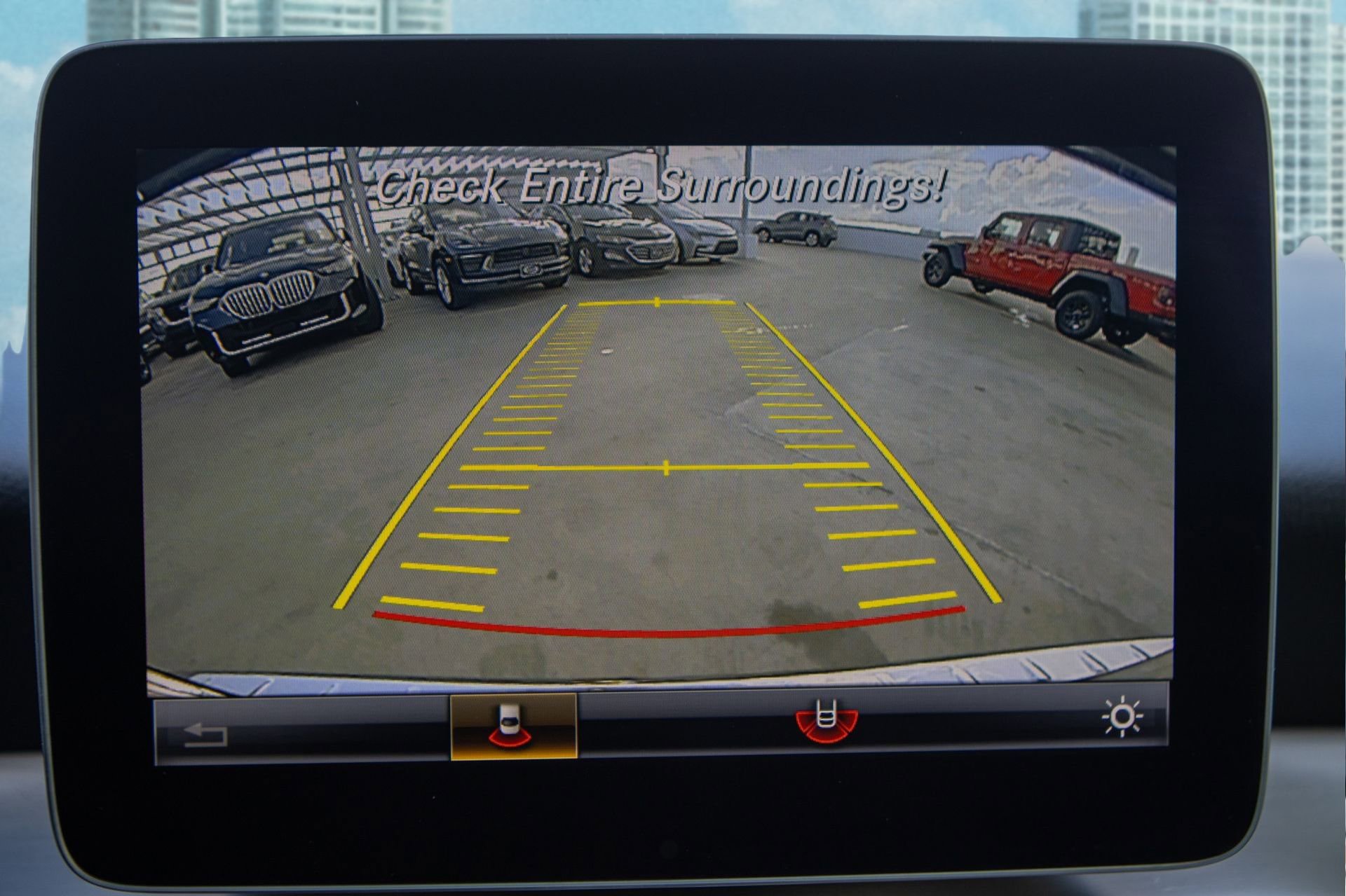 Used 2020 Mercedes-Benz GLA 250 w/ Multimedia Package image 32