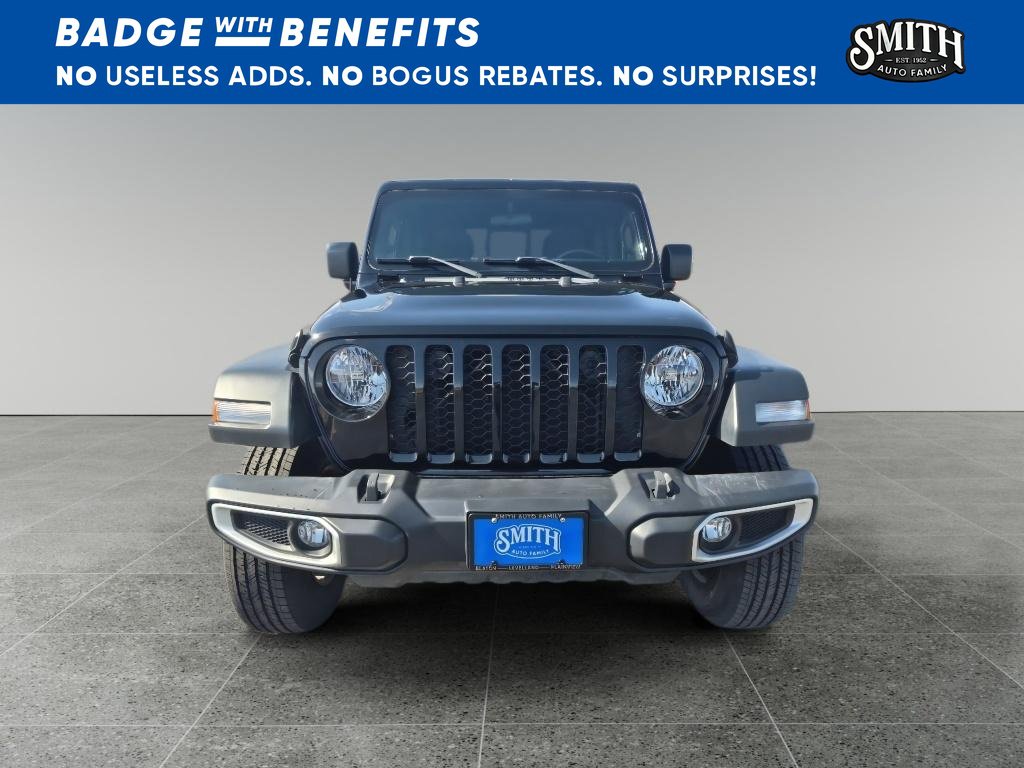 Used 2023 Jeep Gladiator Sport AWD/4WD image 9