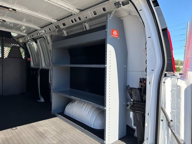 New 2025 Chevrolet Express 2500 Work Van 3D Extended Cargo Van w/ Driver Convenience Package RWD image 13
