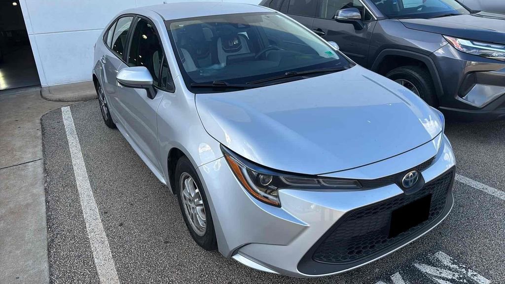 Used 2022 Toyota Corolla LE