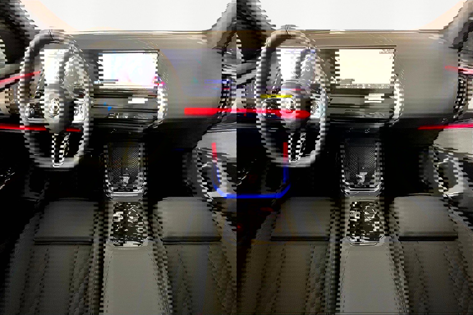 New 2026 BMW X3 xDrive30 w/ Premium Package image 8