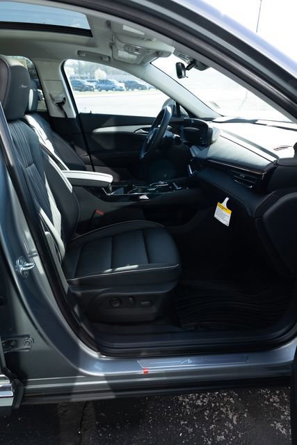 New 2026 Buick Envision Avenir AWD/4WD image 17