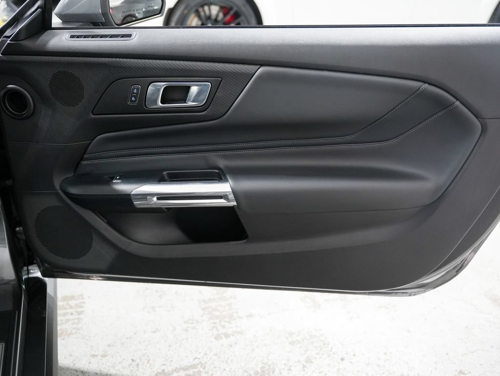 Used 2025 Ford Mustang GT Premium RWD image 29