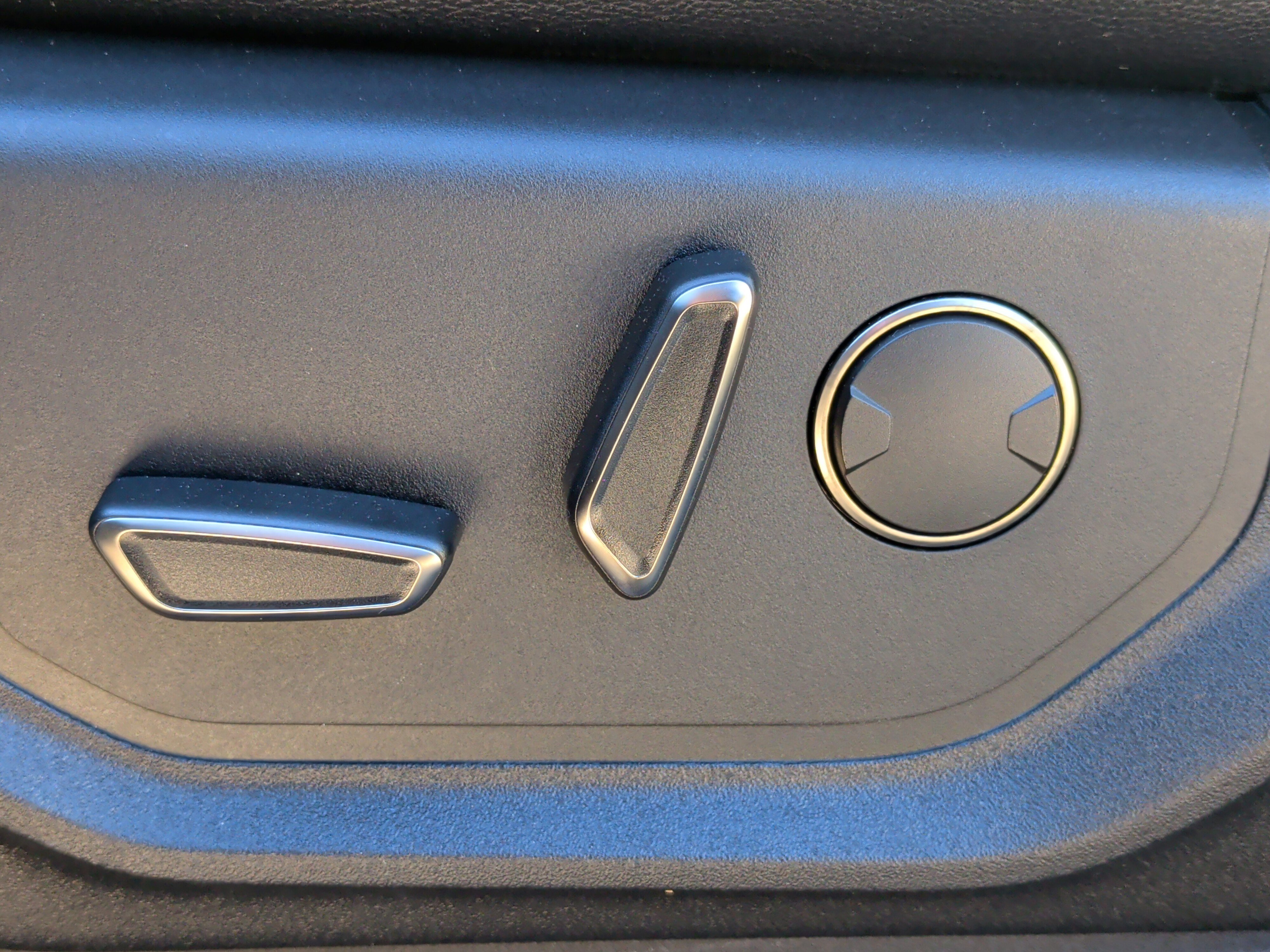 Used 2019 Ford F150 Raptor w/ Equipment Group 802A Luxury image 30