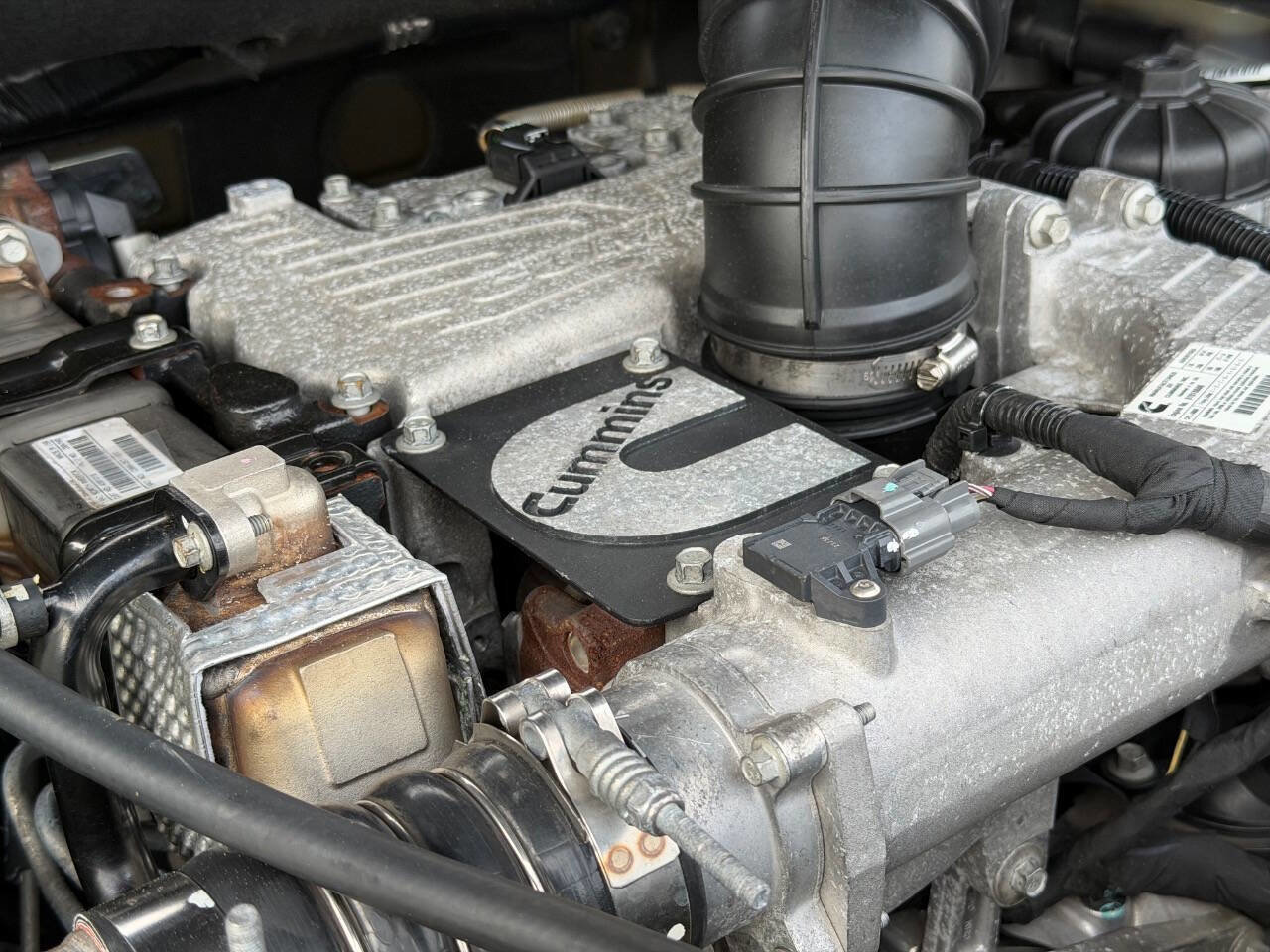 Used 2017 Nissan Titan SV AWD/4WD image 15